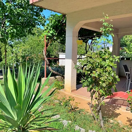 With Parking Space Silo, Krk - 18706 * Šilo